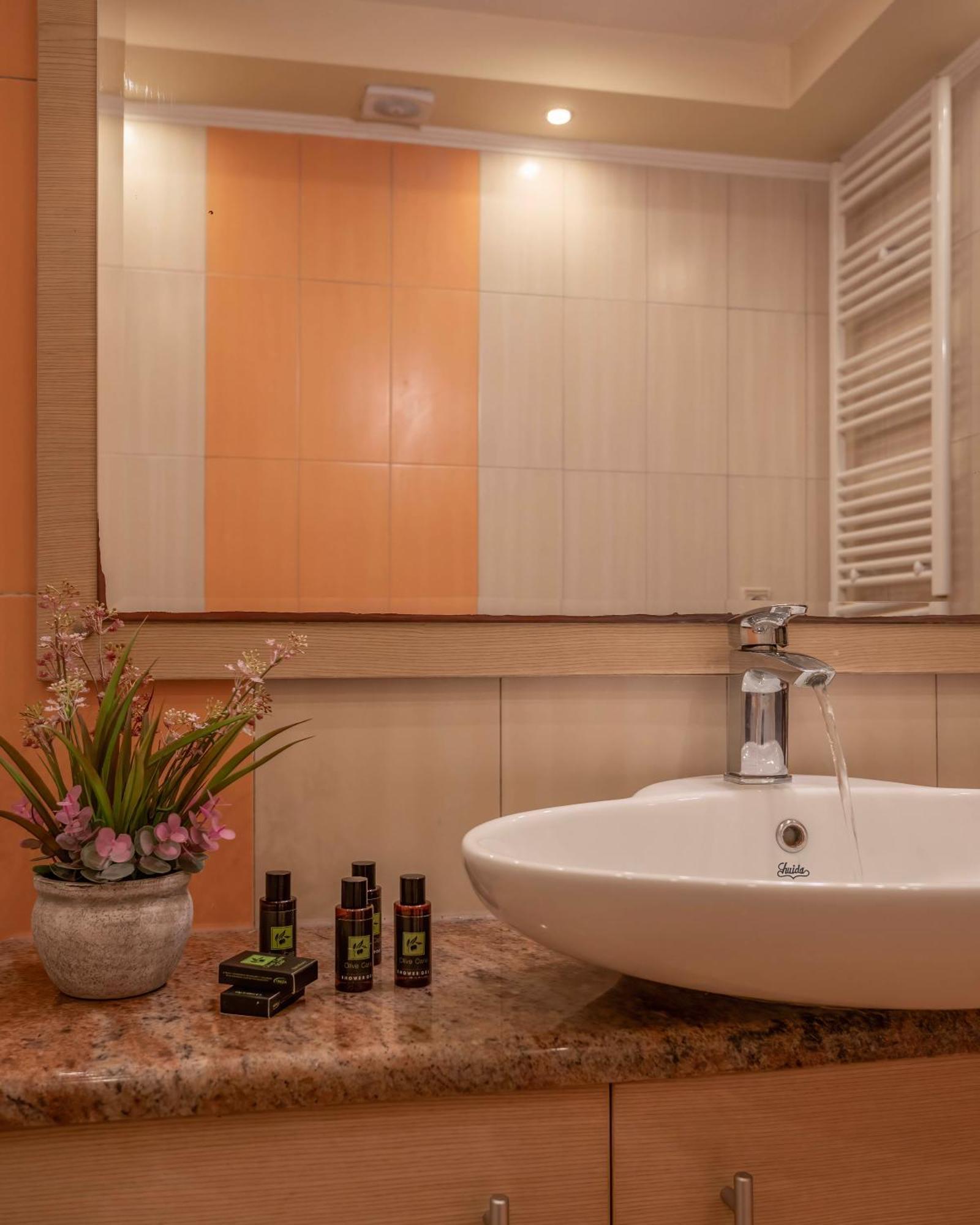 Fortezza Side Suite Ретимно Екстериор снимка